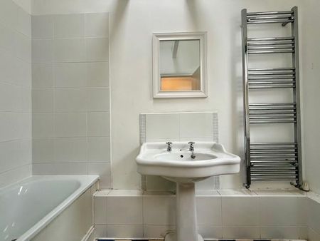 3 bedroom house to rent - Photo 3