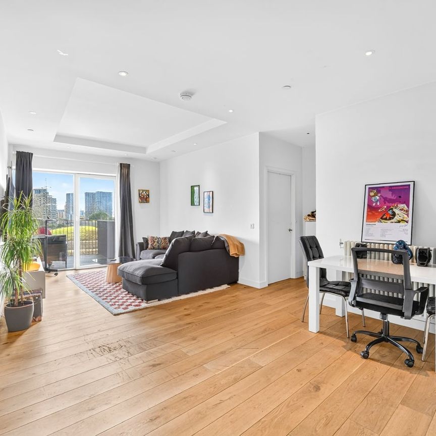 2 Bed Flat, Hercules House, E14 - Photo 1