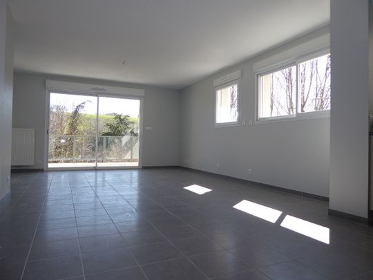 Location Appartement 3 pièces 73m² - Photo 1