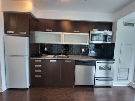 For Lease - 100 Western Battery Road Unit# 2012, Toronto, Ontario - Photo 2