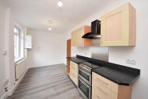 2 bed House - Terraced for Rent - Photo 1