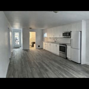 Logement 4 1/2 à Louer Bois-des-filion - Photo 2