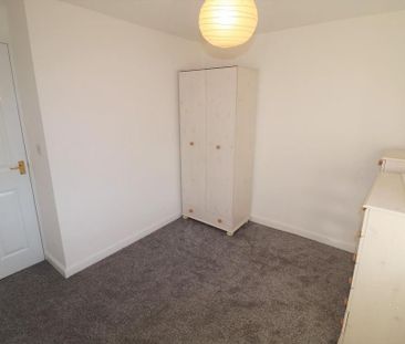 2 bedroom semi-detached house to rent - Photo 3