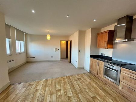 1 bedroom apartment to rent - Photo 2