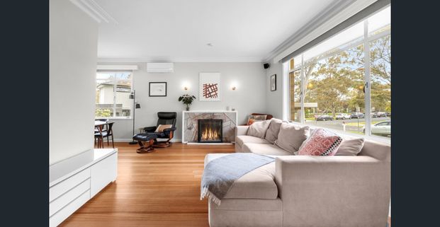 Conveniently Located! - Photo 1