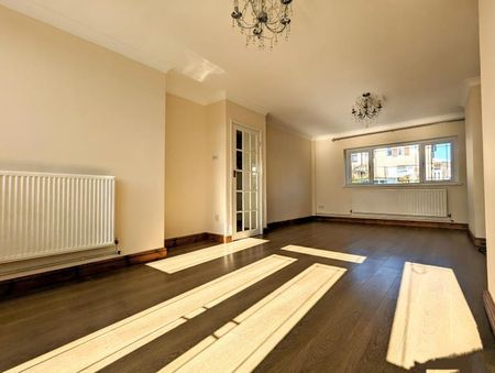 3 bedroom semi-detached house to rent - Photo 3