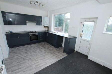 2 bedroom terraced house to rent - Photo 2