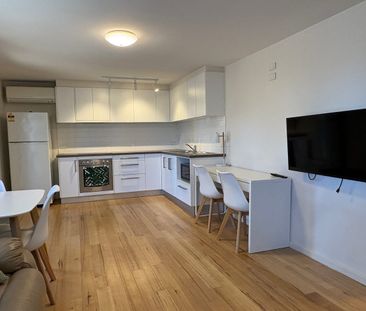 Furnished & Stunning Studio Apartment with a View to Match! - Photo 4