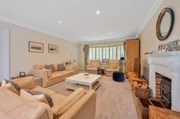 5 bedroom detached house to rent - Photo 1