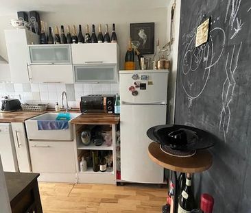 1 bedroom in a flat share to rent - Photo 4