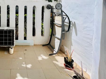 Luxury Apartment for rent in Nueva Andalucia, Spain - Photo 2