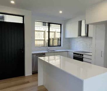 2/13 Fancourt Street, Karori, Wellington City - Photo 3