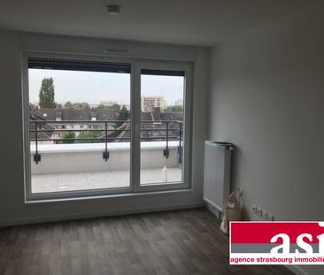 2 PIECES EN ATTQIUE - PARKING ET CAVE - Photo 5