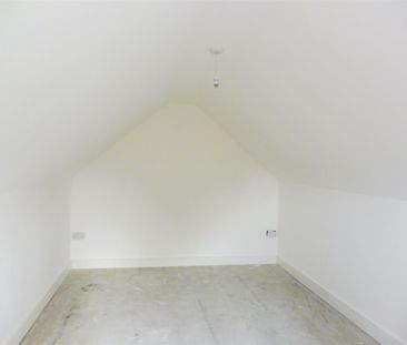 HUNTINGDON - Photo 4