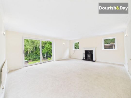 3 bedroom detached bungalow to rent - Photo 1