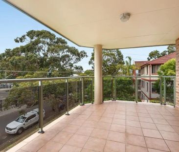 “Neat Two Bedroom Apartment in Ideal Location” - Photo 1