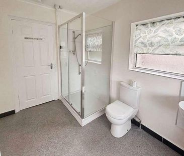 Salisbury Road, Barry, CF62 - Photo 2