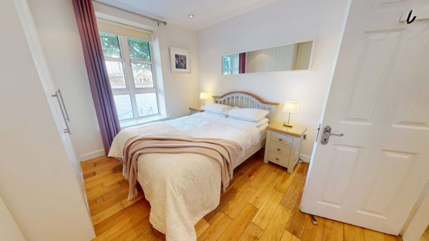 The Waterside, Charlotte Quay Dock, Dublin 4, D04 T977. - Photo 1