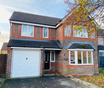 Almond Drive, Thatcham, RG18 - Photo 6