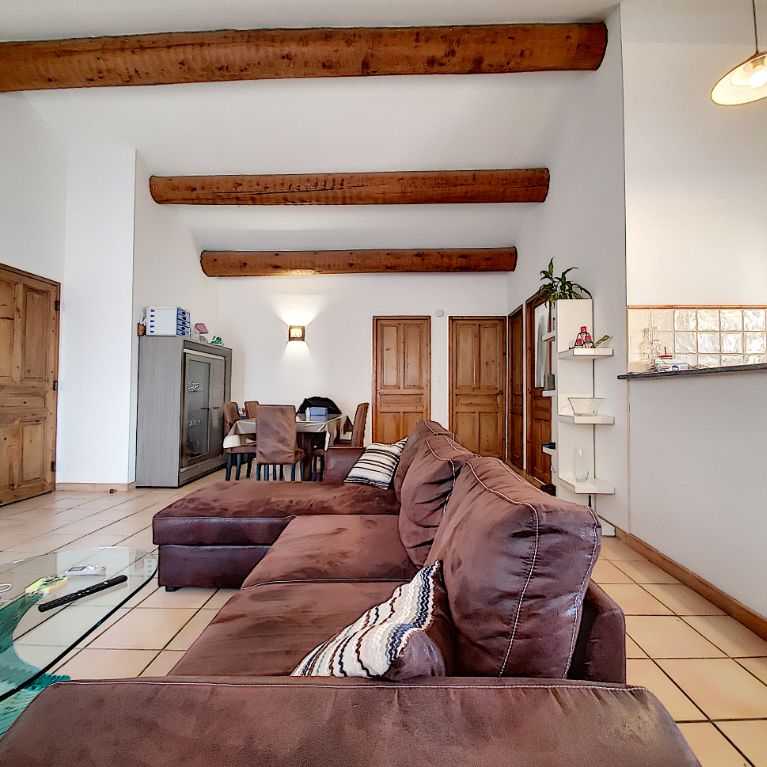 Cabannes : Appartement T3 73 m² avec garage, - Photo 1