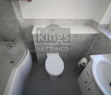 Queens Road, Waltham Cross, EN8 - Photo 1