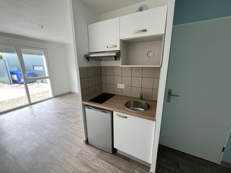 Location Appartement 1 pièce 21m² FRANQUEVILLE ST PIERRE 76520 - Photo 4