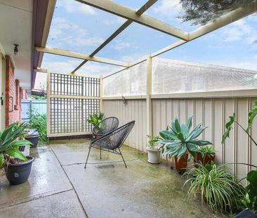 UNFURNISHED OR FULLY FURNISHED TOWNHOUSE - Photo 4