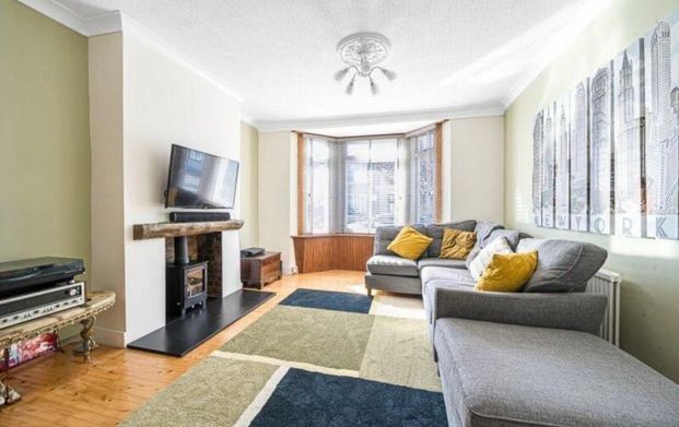 4 bedroom house to rent - Photo 1