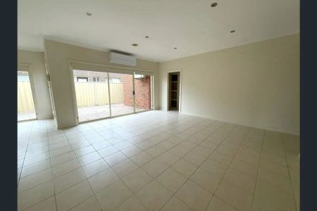 “Modern Lifestyle in Prime location!” - Photo 5