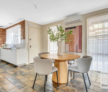 Low Maintenance Living! - Photo 3