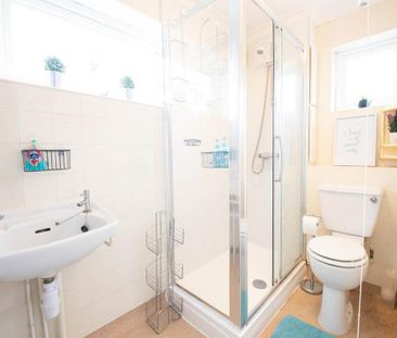 1 bedroom house to rent - Photo 2