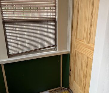 For Lease - 40 Ovida Avenue, Toronto, Ontario - Photo 4