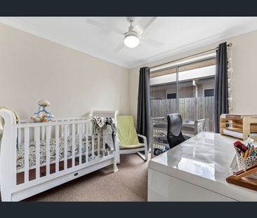 CALOUNDRA WEST'S FINEST! - Photo 3