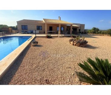 3 room luxury Villa for rent in Manacor, Spain - Photo 1