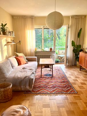 Gullmarsvägen, Årsta - Photo 1