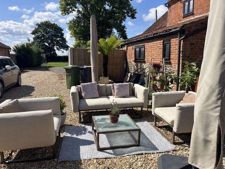 2 bedroom barn conversion to rent - Photo 4