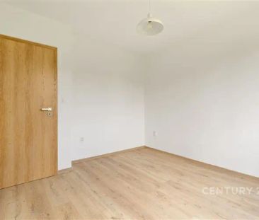 Pronájem bytu 3+kk, Třinec Konská - Photo 3