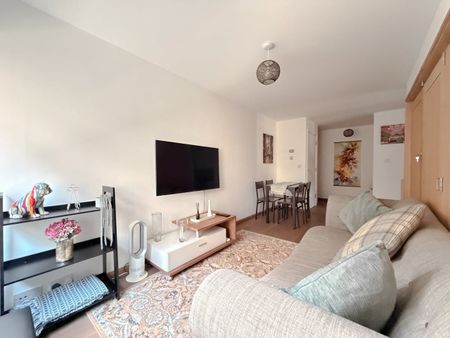 2 Bed Flat, Upper Thames Street, EC4V - Photo 4