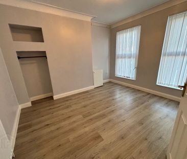 10a Market Place, Carrickfergus, BT38 7AW - Photo 2