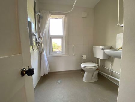 Wenlock Road, Shrewsbury, Shropshire, SY2 6JT - Photo 4