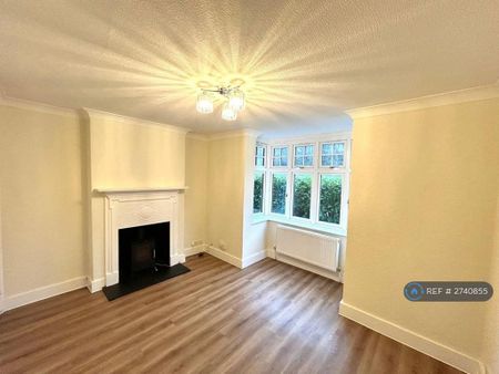 3 bedroom detached house to rent - Photo 5