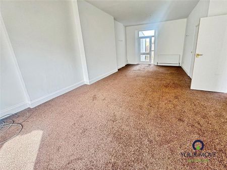 4 bedroom semi-detached house to rent - Photo 2