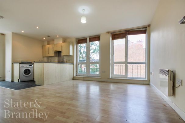 2 bedroom flat to rent - Photo 1