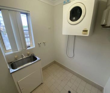“2 Bedroom Unit in Liverpool” - Photo 4