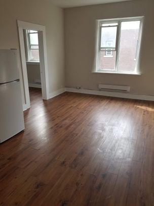 519 Burnell Street, Manitoba, R3G 2B4, Winnipeg - Photo 1