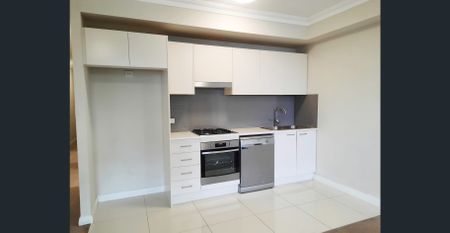 Stunning One Bedroom Apartment in Homebush - One week free rent if can move in before 15/12/2025 - Photo 3