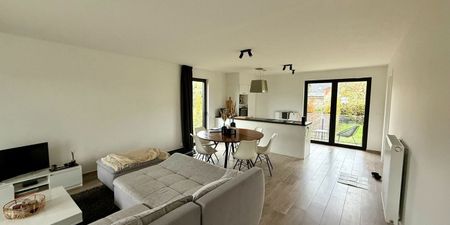 Appartement te huur in Kruishoutem voor € 825 met 3 slaapkamers - Photo 3