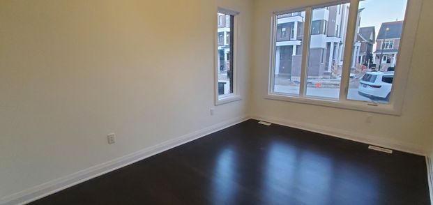 For Lease - 18 Kings hill Drive, Brampton, Ontario - Photo 1