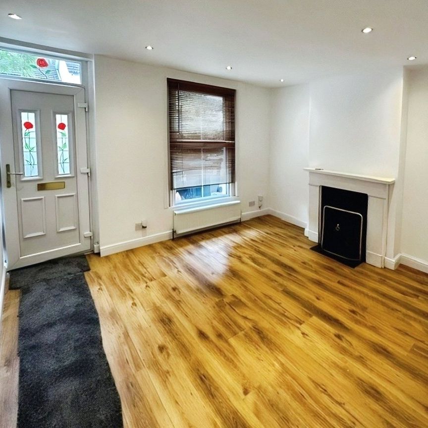 Alexandra Road, Addlestone, Surrey, KT15 2PQ - Photo 1