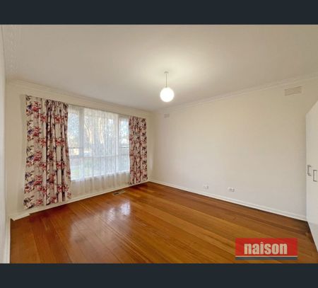 30 Rogerson Street, Avondale Heights, Vic 3034 - Photo 5